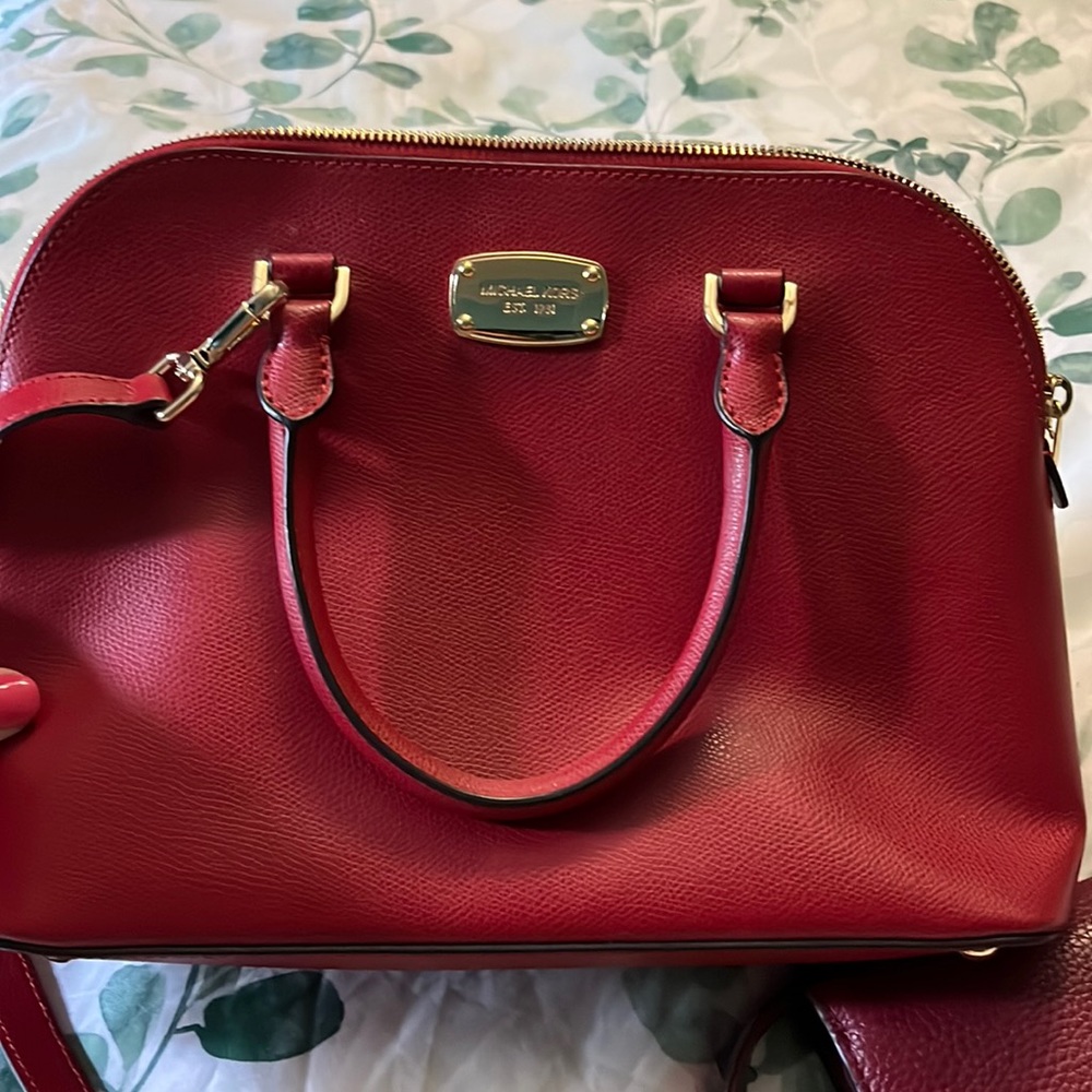 Michael kors purse and wallet bundle